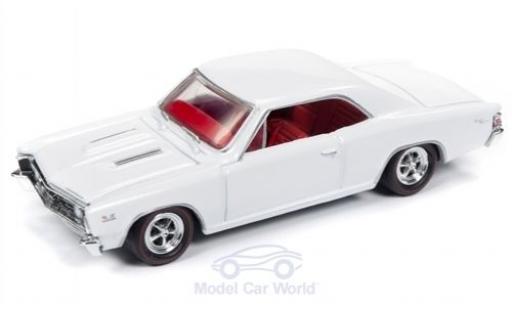 Diecast model cars Chevrolet Chevelle 1/64 Racing Champions SS white 1967 Chevrolet Chevelle 1/64 Racing Champions SS white 1967 diecast model cars