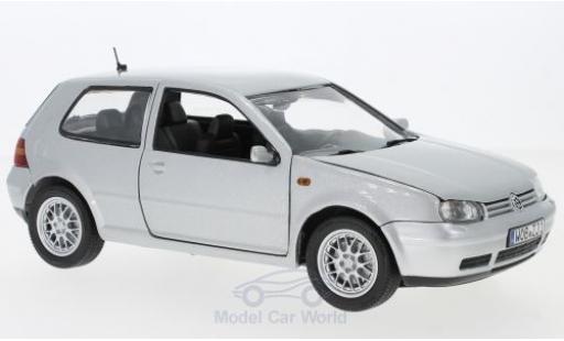 Diecast model cars Volkswagen Golf V 1/18 Revell IV grey 1997 Volkswagen Golf V 1/18 Revell IV grey 1997 diecast model cars