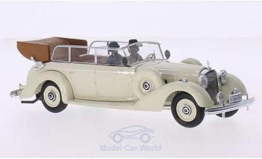 Diecast model cars Mercedes 770 1/43 Rio K beige 1938 mit 2 Figuren Mercedes 770 1/43 Rio K beige 1938 mit 2 Figuren diecast model cars