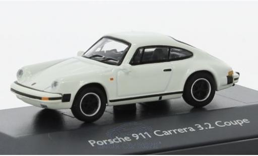 Diecast model cars Porsche 911 SC 1/87 Schuco Carrera 3.2 Coupe white Porsche 911 SC 1/87 Schuco Carrera 3.2 Coupe white diecast model cars