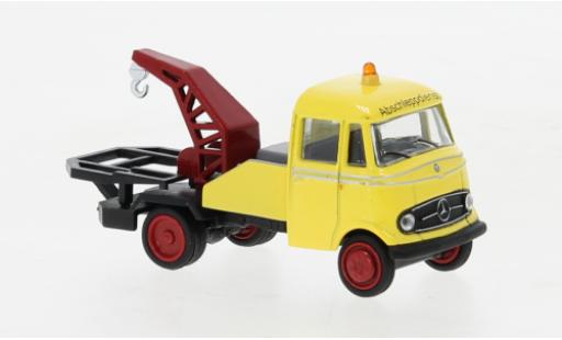 Diecast model cars Mercedes L319 1/87 Schuco Abschleppwagen yellow Mercedes L319 1/87 Schuco Abschleppwagen yellow diecast model cars