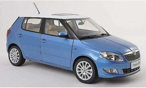 Skoda Fabia Base 1/18 Paudi blue/white 2008 diecast model cars