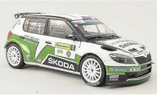 Skoda Fabia S2000 1/18 Abrex No.1 Castrol Barum Rally 2013 /Dresler diecast model cars