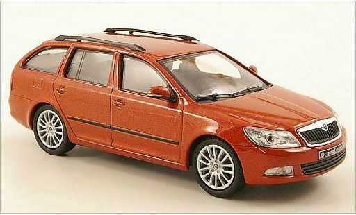 Skoda Octavia Combi 1/43 Abrex metallic orange Avia diecast model cars