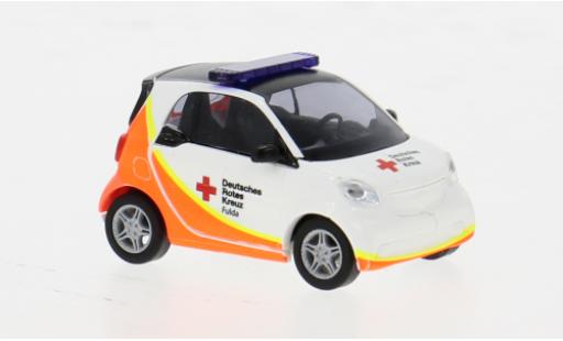 Smart ForTwo 1/87 Busch Fortwo DRK Fulda 1:87 diecast model cars
