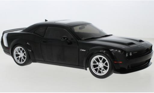 Dodge Challenger 1/18 Solido SRT Hellcat Widebody black 2023 diecast model cars