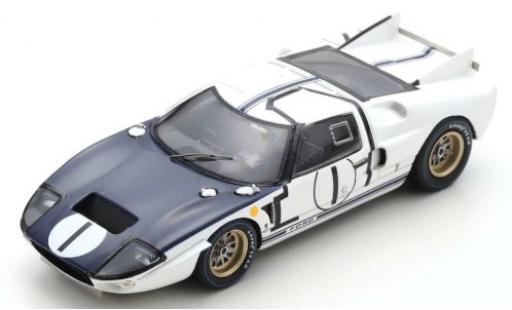 Diecast model cars Ford GT40 1/43 Spark MK II RHD No.1 24h Le Mans 1965 K.Miles/B.McLaren Ford GT40 1/43 Spark MK II RHD No.1 24h Le Mans 1965 K.Miles/B.McLaren diecast model cars