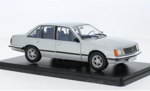 Opel Senator 1/24 SpecialC .-128 3.0E d 1978 diecast model cars