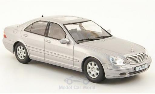 Mercedes S500 1/43 SpecialC (W220) grey 1998 ohne Vitrine diecast model cars