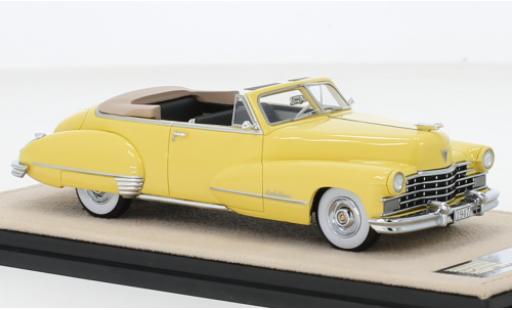 Diecast model cars Cadillac Series 62 1/43 Stamp Models Convertible yellow 1947 Cadillac Series 62 1/43 Stamp Models Convertible yellow 1947 diecast model cars