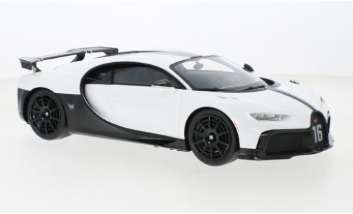 Diecast model cars Bugatti Chiron 1/18 Top Speed Pur Sport white Bugatti Chiron 1/18 Top Speed Pur Sport white diecast model cars