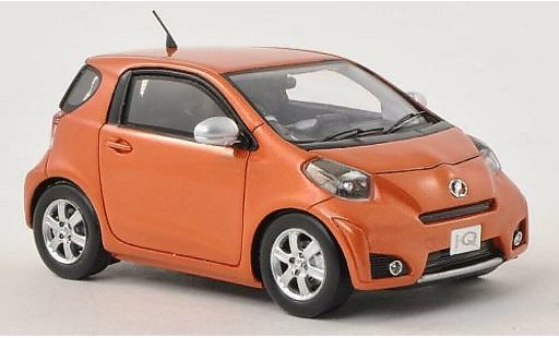 Toyota IQ Base 1/43 Ebbro orange RHD diecast model cars