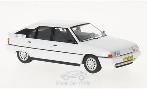 Diecast model cars Citroen BX 1/43 Triple 9 Collection 16 TRS white 1983 Citroen BX 1/43 Triple 9 Collection 16 TRS white 1983 diecast model cars