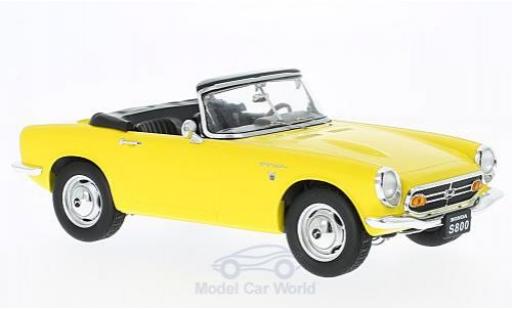 Honda S800 1/18 Triple 9 Collection Cabrio yellow 1966 ohne Vitrine diecast model cars