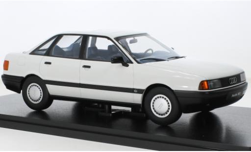 Diecast model cars Audi 80 1/18 Triple 9 Collection (B3) white 1989 Audi 80 1/18 Triple 9 Collection (B3) white 1989 diecast model cars