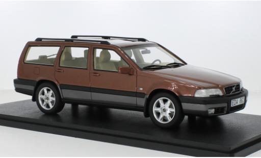 Volvo V70 1/18 Cult Scale Models XC Cross Country kupfer 1996 1:18 diecast model cars