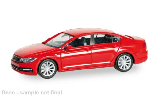 Diecast model cars Volkswagen Passat Limousine rot 1/87 Herpa