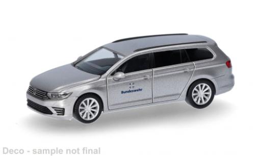 Volkswagen Passat 1/87 Herpa Variant GTE BW Fuhrpark Service 1:87 Military diecast model cars