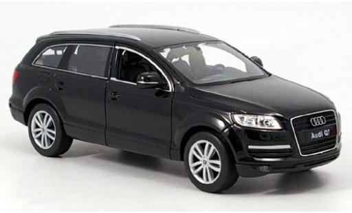 Audi Q7 1/24 Welly schwarz 1:24 diecast model cars