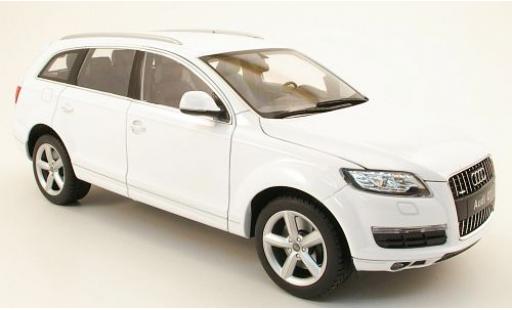 Audi Q7 1/18 Welly weiss 2010 1:18 diecast model cars