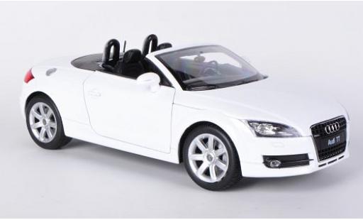Diecast model cars Audi TT 1/18 Welly Roadster weiss 1:18 Audi TT 1/18 Welly Roadster weiss 1:18 diecast model cars