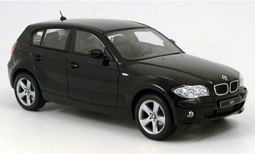 Bmw 120 1/18 Welly i schwarz 1:18 diecast model cars