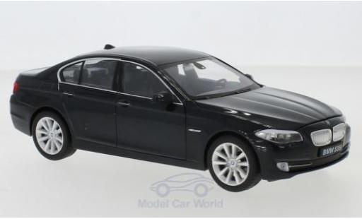 Bmw 535 1/24 Welly i (F10) metallic black diecast model cars