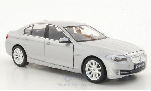 Bmw 535 1/24 Welly i (F10) grey ohne Vitrine diecast model cars