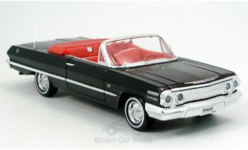 Chevrolet Impala 1/24 Welly Cabriolet black 1963 ohne Vitrine diecast model cars