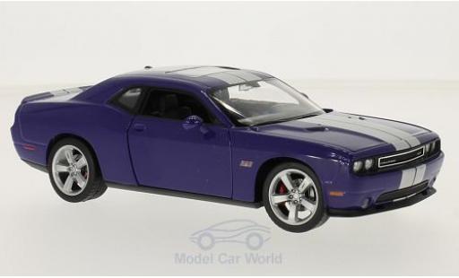 Diecast model cars Dodge Challenger 1/24 Welly SRT lila/grey 2012 Dodge Challenger 1/24 Welly SRT lila/grey 2012 diecast model cars