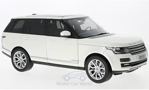 Diecast model cars Land Rover Range Rover 1/18 Welly metallic white 2013 GTA Edition Land Rover Range Rover 1/18 Welly metallic white 2013 GTA Edition diecast model cars