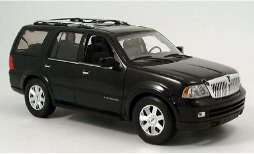 Diecast model cars Lincoln Navigator 1/18 Welly schwarz 2005 1:18 Lincoln Navigator 1/18 Welly schwarz 2005 1:18 diecast model cars