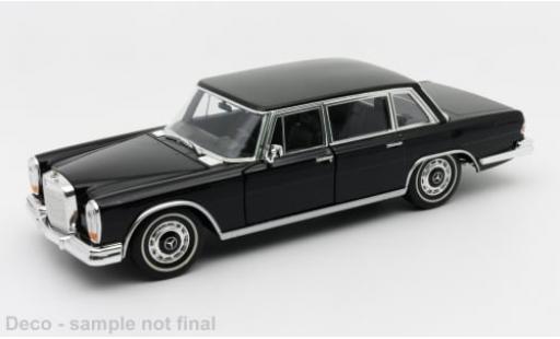 Diecast model cars Mercedes 600 1/24 Welly schwarz 1963 1:24 Mercedes 600 1/24 Welly schwarz 1963 1:24 diecast model cars