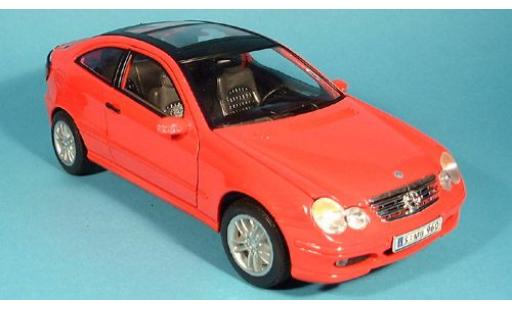 Diecast model cars Mercedes Classe GLA 1/18 Welly C- Klasse Sport mit Glasdach rot 2001 1:18 Mercedes Classe GLA 1/18 Welly C- Klasse Sport mit Glasdach rot 2001 1:18 diecast model cars