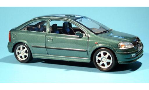 Opel Astra 1/24 Welly grün 1:24 diecast model cars