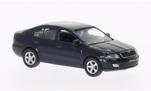Skoda Octavia 1/87 Welly blue diecast model cars