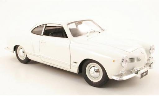 Diecast model cars Volkswagen Karmann 1/18 Welly Ghia Coupé beige 1:18 Volkswagen Karmann 1/18 Welly Ghia Coupé beige 1:18 diecast model cars