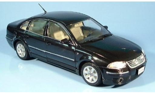 Volkswagen Passat 1/18 Welly schwarz 1:18 diecast model cars