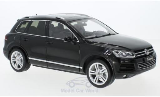 Diecast model cars Volkswagen Touareg 1/18 Welly II metallic black GTA Edition Volkswagen Touareg 1/18 Welly II metallic black GTA Edition diecast model cars