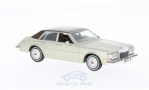 Diecast model cars Cadillac Seville 1980 1/43 WhiteBox MK II Elegante metallic beige/brown 1980 Cadillac Seville 1980 1/43 WhiteBox MK II Elegante metallic beige/brown 1980 diecast model cars