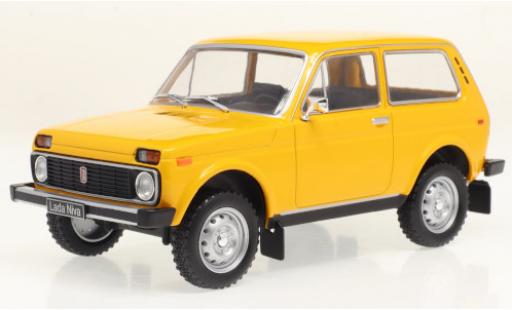 Diecast model cars Lada Niva 1/24 WhiteBox orange Lada Niva 1/24 WhiteBox orange diecast model cars