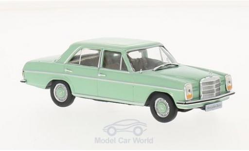 Mercedes 200 1/43 WhiteBox /8 (W115) green 1968 diecast model cars