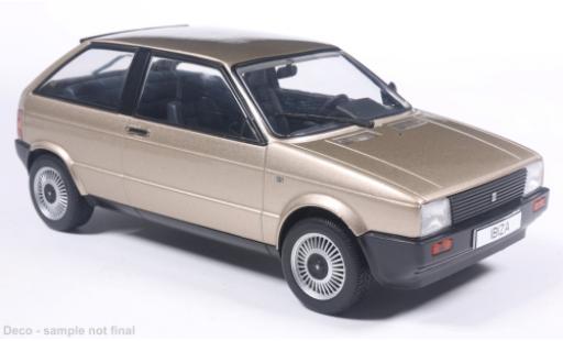Seat Ibiza 1/24 WhiteBox I beige 1984 1:24 diecast model cars