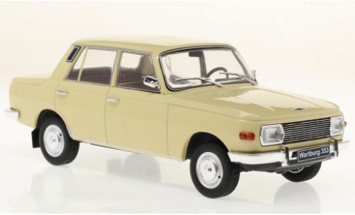 Wartburg 353 1/24 WhiteBox beige diecast model cars