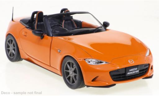 Mazda MX 1/24 WhiteBox -5 Roadster metallise orange 2019 diecast model cars